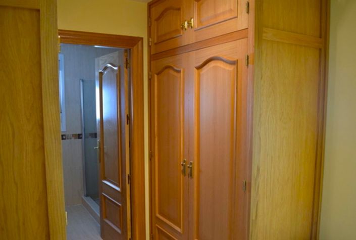 Image No.12-4 Bed Villa for sale