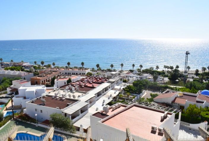 Image No.3-4 Bed Villa for sale