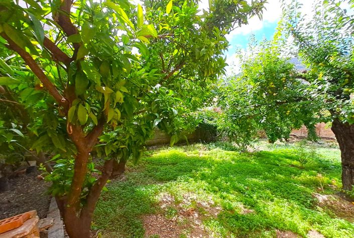 Image No.17-4 Bed Townhouse for sale