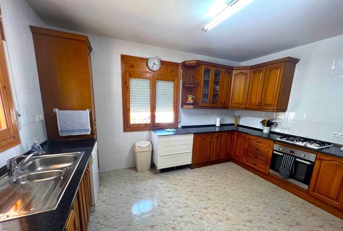 Image No.8-4 Bed Villa for sale