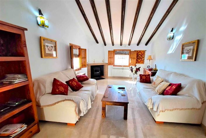 Image No.21-4 Bed Semi-Detached for sale