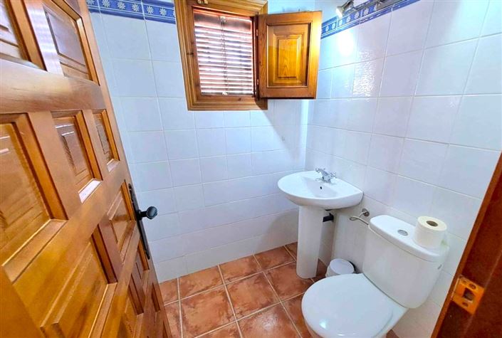 Image No.31-4 Bed Semi-Detached for sale