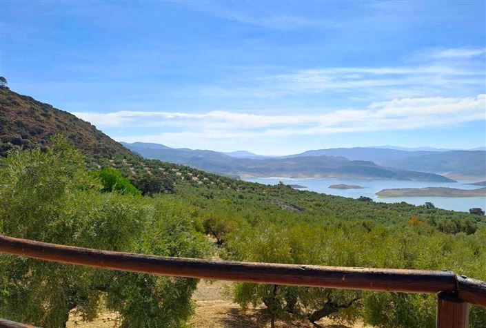 Image No.10-4 Bed Semi-Detached for sale