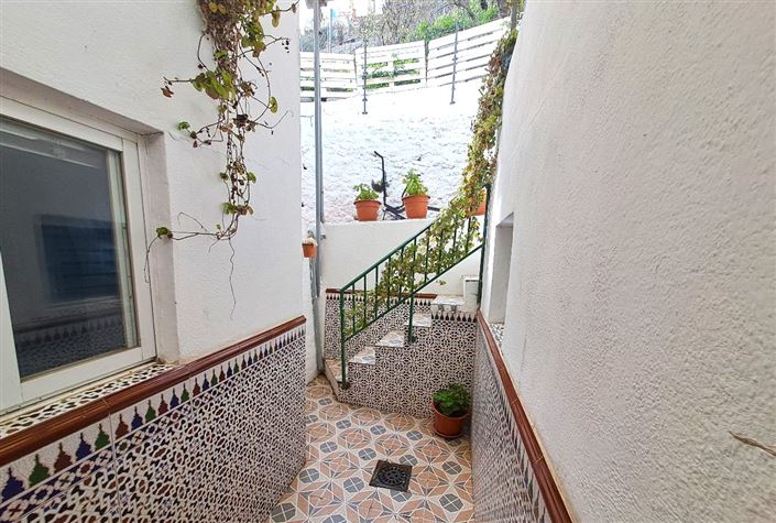 Image No.14-3 Bed Townhouse for sale