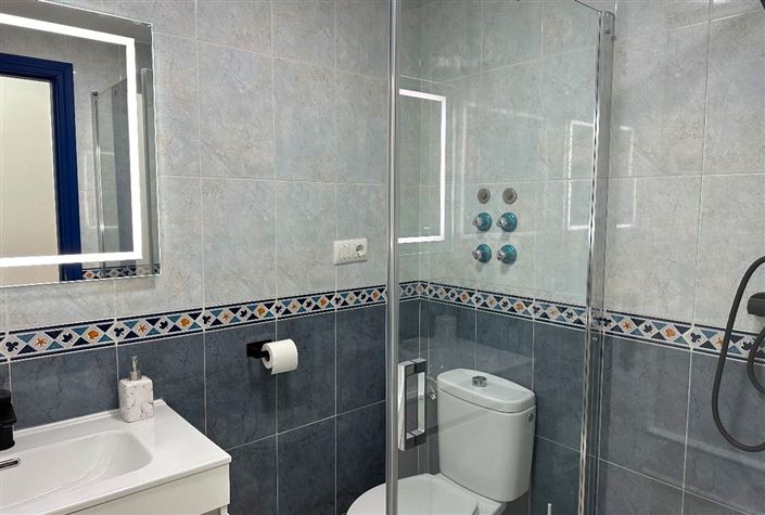 Image No.19-2 Bed Apartment for sale