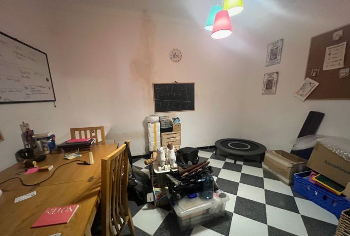 Image No.13-7 Bed Country House for sale