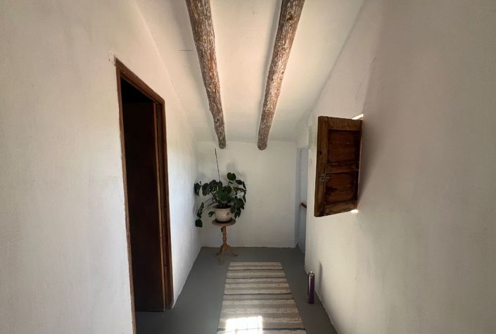 Image No.23-7 Bed Country House for sale