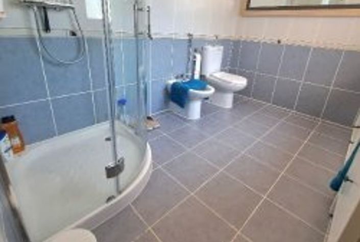 Image No.17-4 Bed Country House for sale