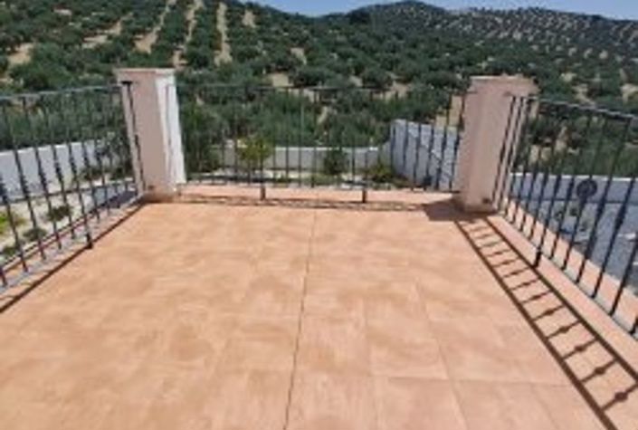 Image No.27-4 Bed Country House for sale