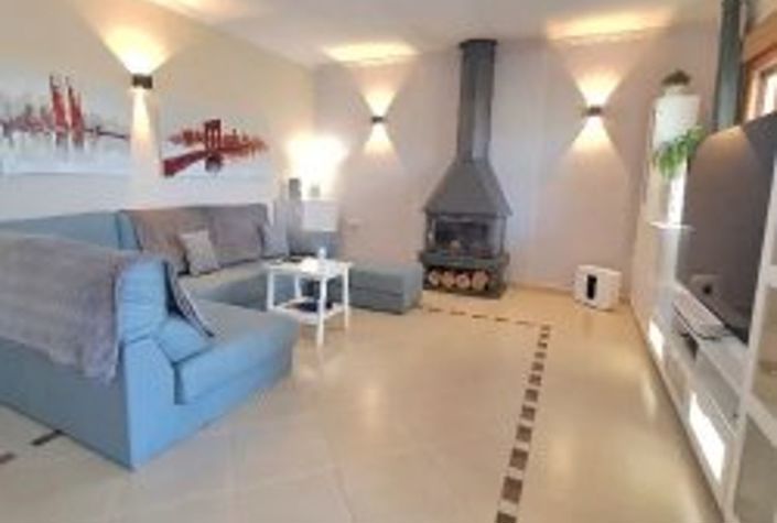 Image No.8-4 Bed Country House for sale