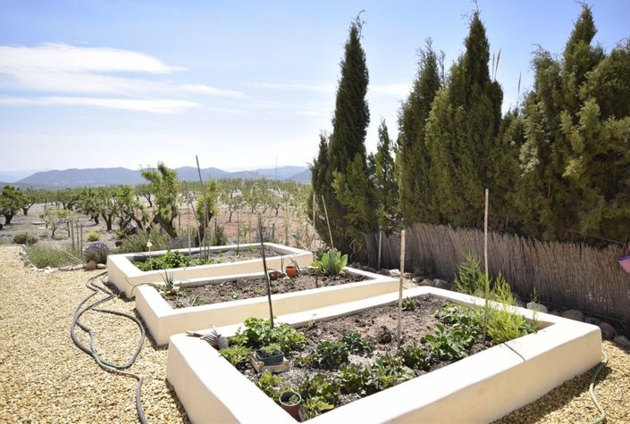 Image No.10-4 Bed Villa for sale