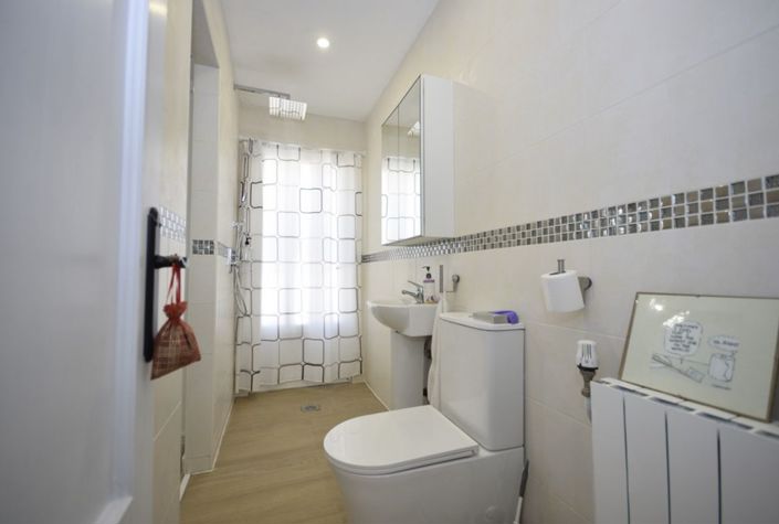 Image No.23-4 Bed Villa for sale