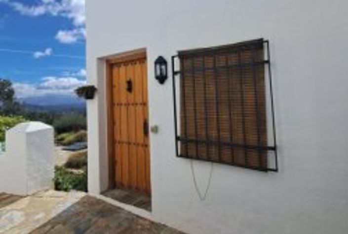 Image No.14-4 Bed Country House for sale