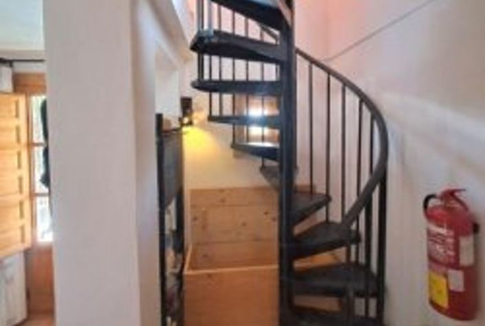 Image No.22-4 Bed Country House for sale