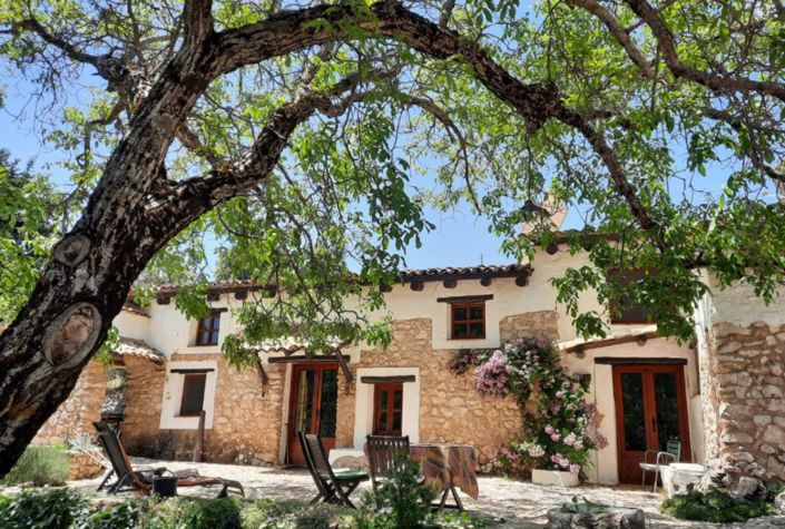 Image No.1-6 Bed Country House for sale