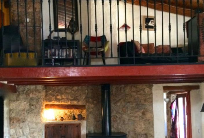 Image No.7-6 Bed Country House for sale