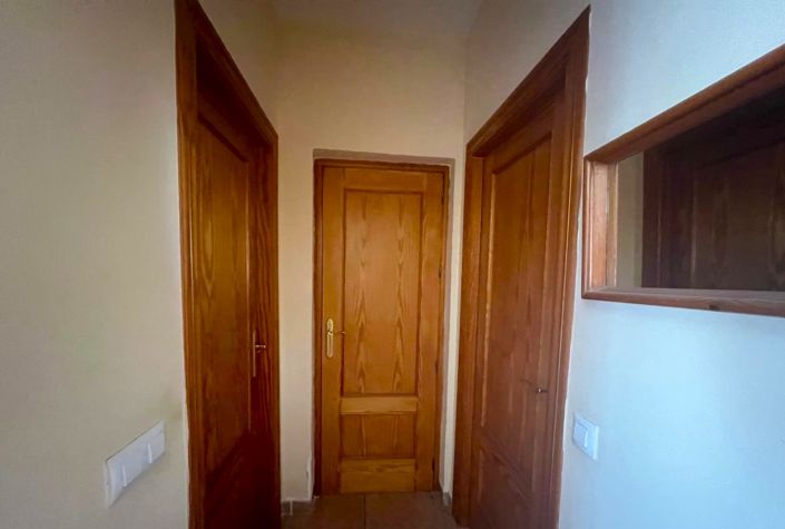 Image No.19-2 Bed Villa for sale