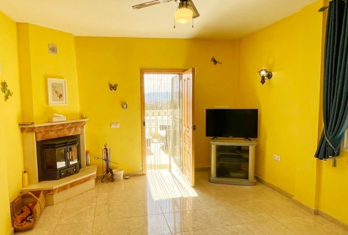 Image No.3-3 Bed Villa for sale