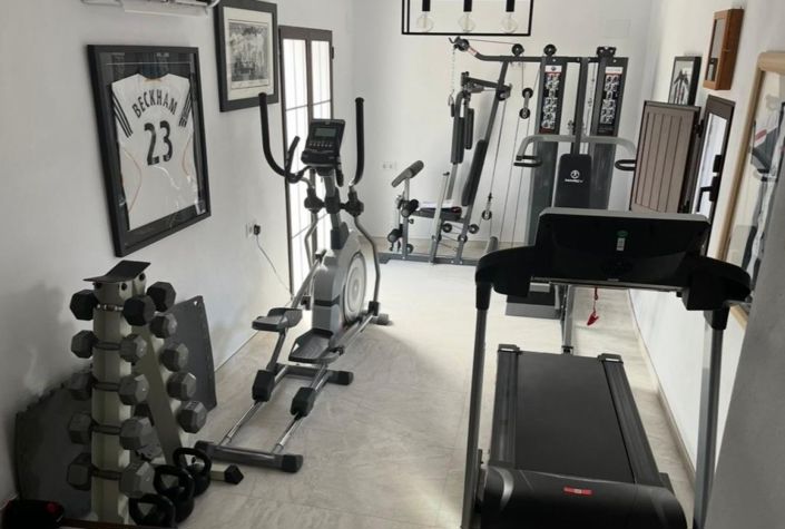 Image No.11-4 Bed Country House for sale