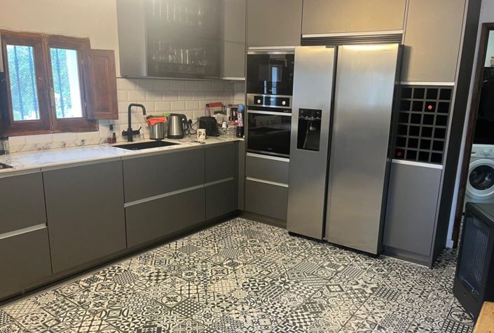 Image No.12-4 Bed Country House for sale