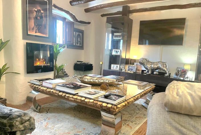 Image No.15-4 Bed Country House for sale