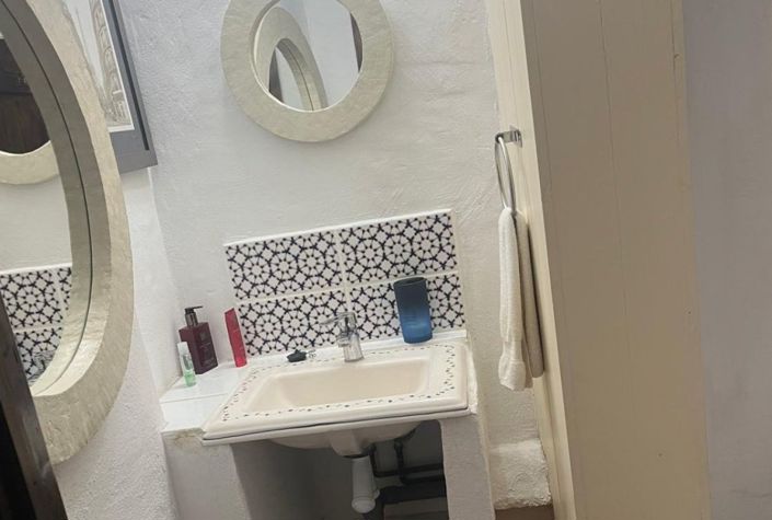 Image No.22-4 Bed Country House for sale