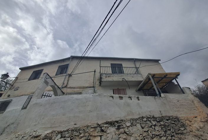 Image No.1-3 Bed Townhouse for sale