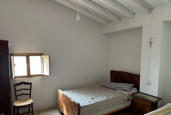 Image No.13-4 Bed Country House for sale