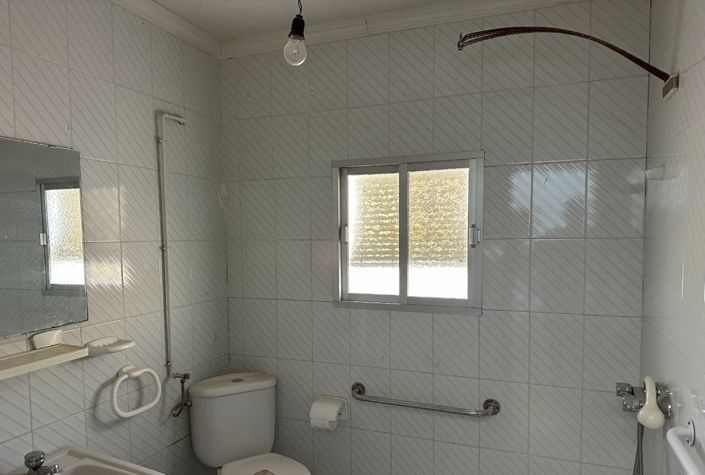 Image No.20-4 Bed Country House for sale