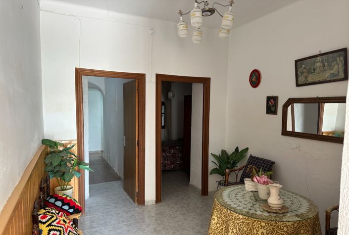 Image No.7-4 Bed Country House for sale