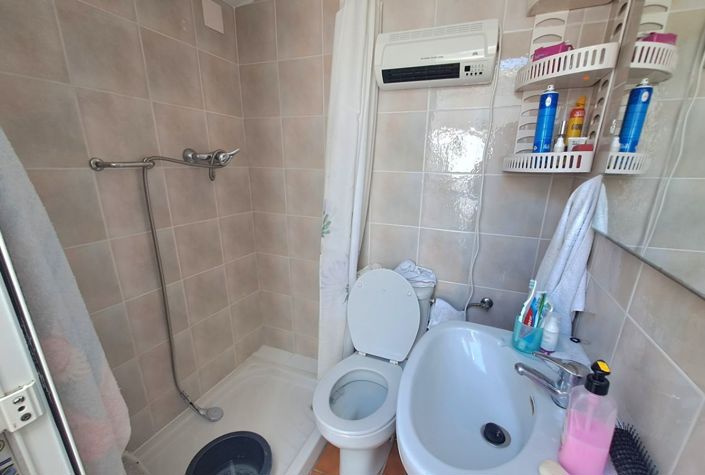 Image No.14-4 Bed Townhouse for sale