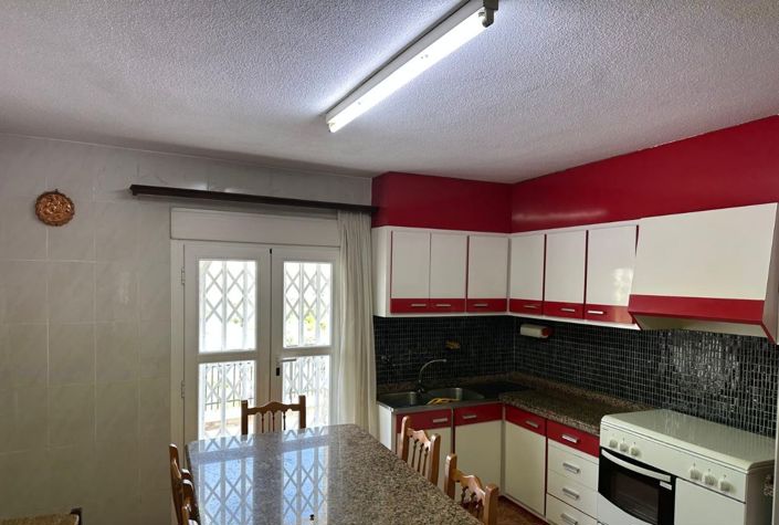 Image No.3-5 Bed Country House for sale