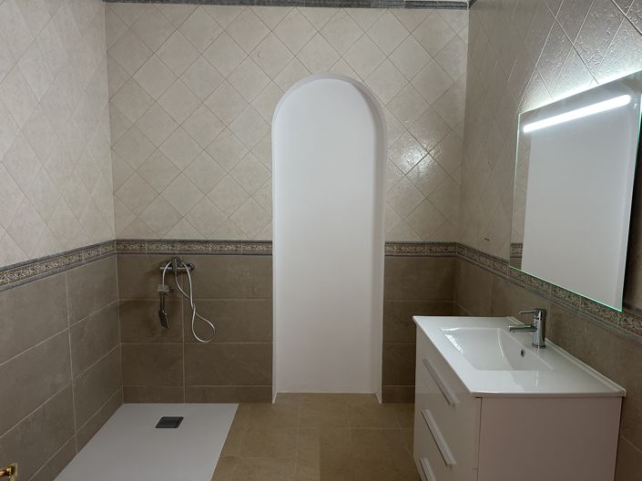 Image No.14-4 Bed Villa for sale