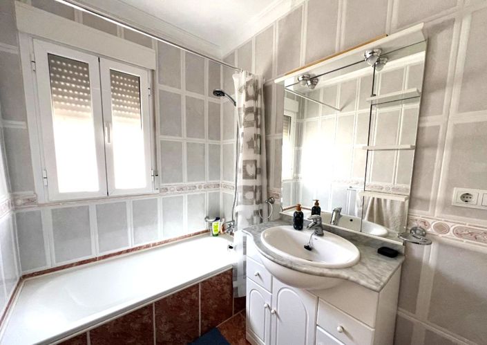 Image No.21-5 Bed Villa for sale