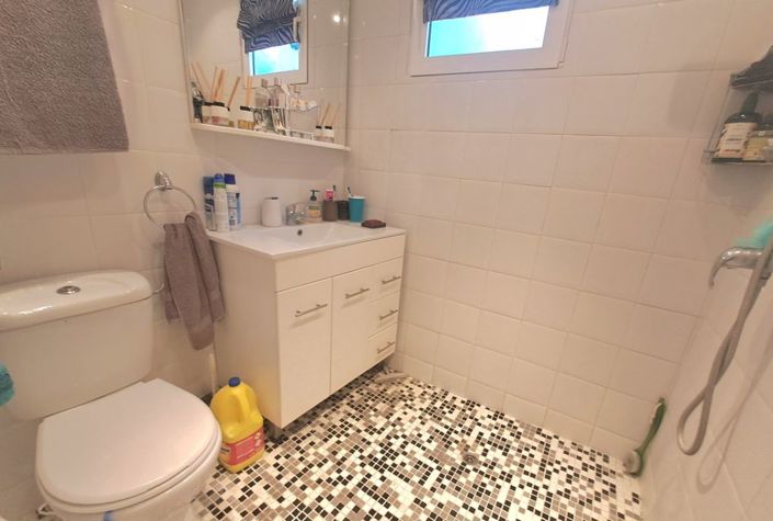 Image No.13-3 Bed Townhouse for sale