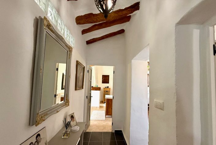 Image No.29-3 Bed Farmhouse for sale