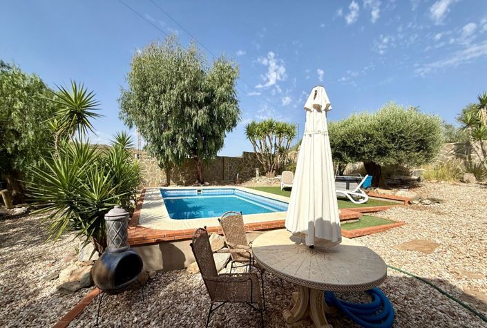 Image No.4-3 Bed Farmhouse for sale