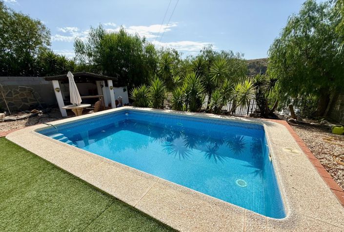 Image No.42-3 Bed Farmhouse for sale