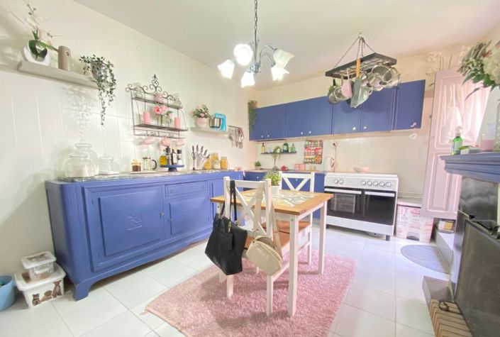 Image No.4-5 Bed Townhouse for sale