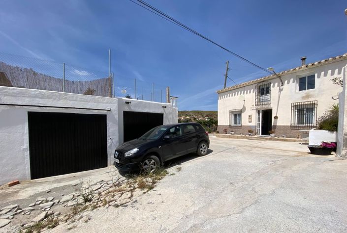 Image No.5-5 Bed Townhouse for sale