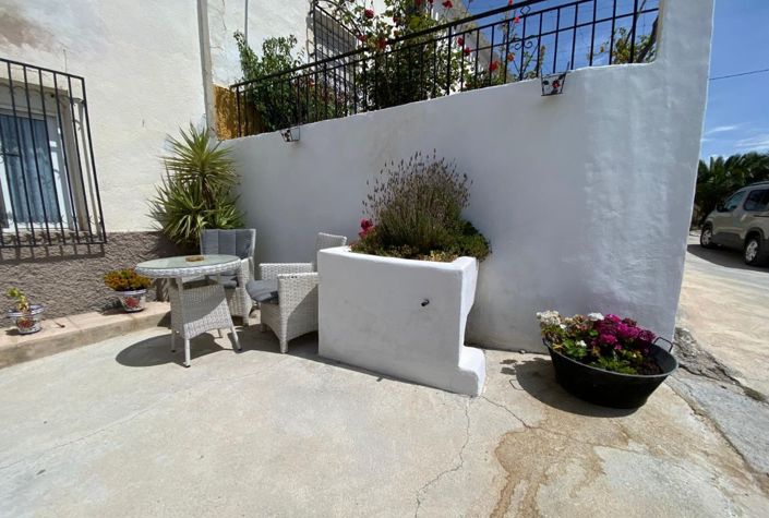 Image No.6-5 Bed Townhouse for sale