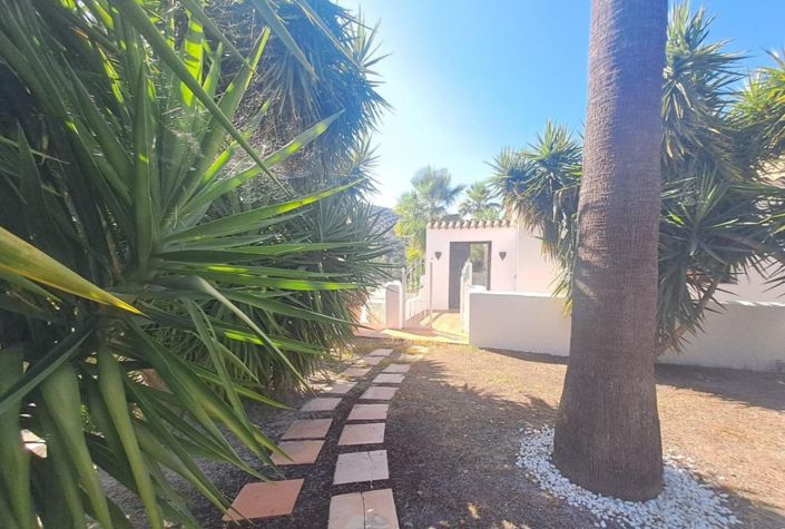 Image No.23-4 Bed Country House for sale