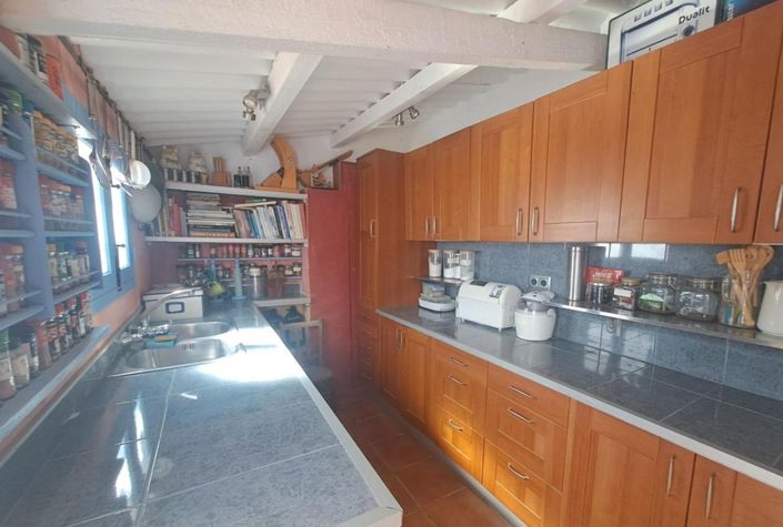 Image No.7-4 Bed Country House for sale