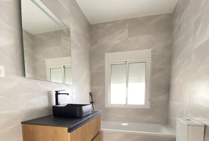 Image No.11-4 Bed Villa for sale