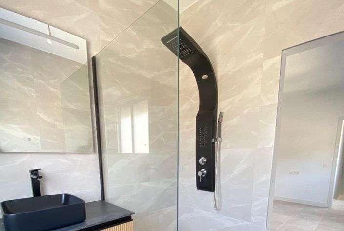 Image No.20-4 Bed Villa for sale