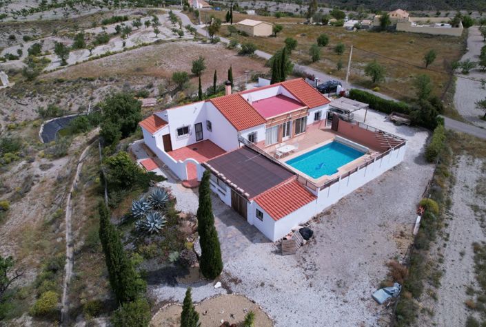 Image No.1-3 Bed Villa for sale