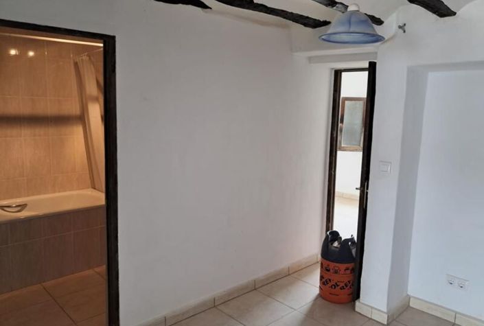 Image No.20-3 Bed Townhouse for sale