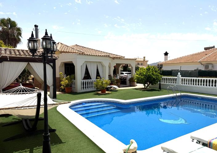 Image No.1-3 Bed Villa for sale