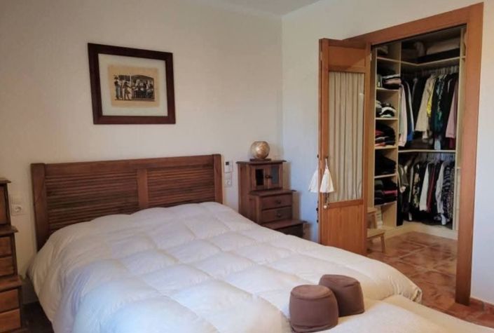 Image No.35-3 Bed Country House for sale