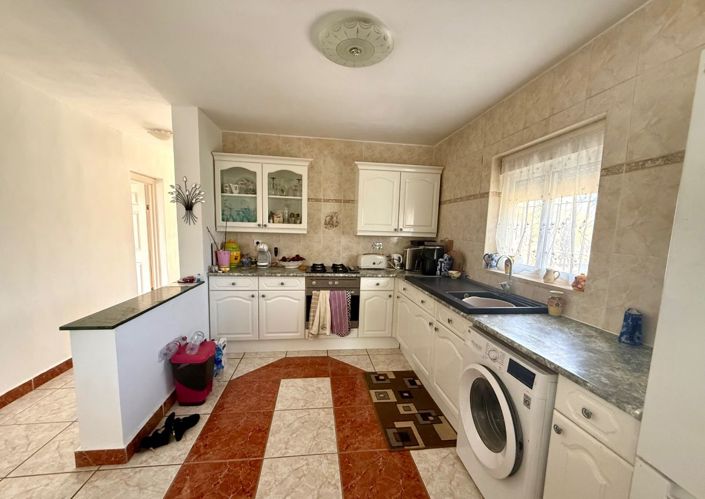 Image No.7-3 Bed Villa for sale